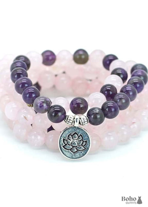 Collar bohemio de loto con 108 cuentas de mala de cuarzo rosa y amatista