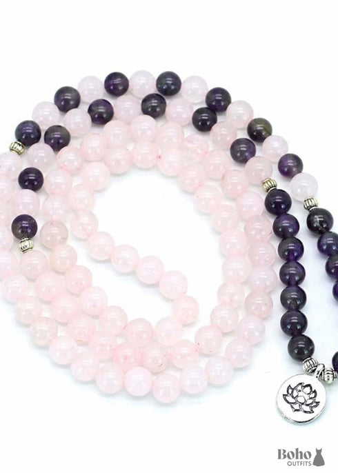 Collar bohemio de loto con 108 cuentas de mala de cuarzo rosa y amatista