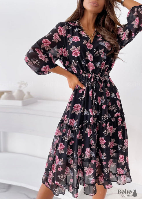 Vestido negro con flores rosas
