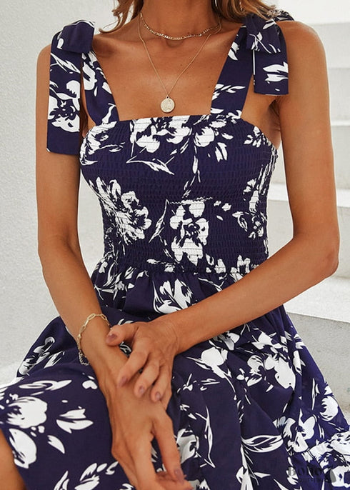 Vestido largo bohemio playero con estampado floral azul chic color hiedra