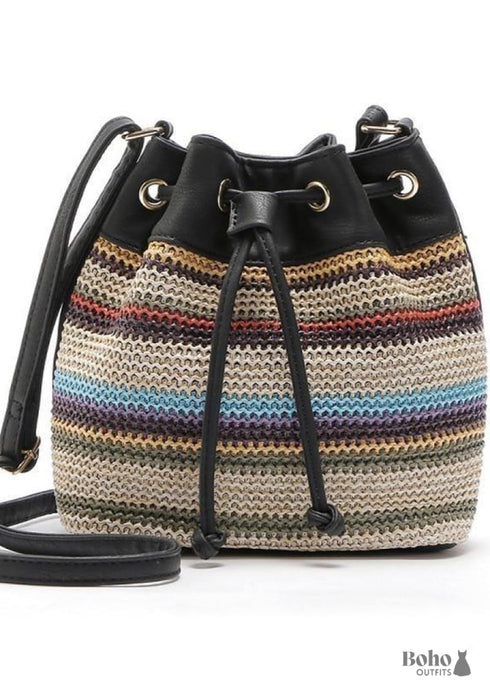 Bolso bohemio con cordón Arya