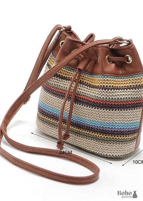 Bolso bohemio con cordón Arya