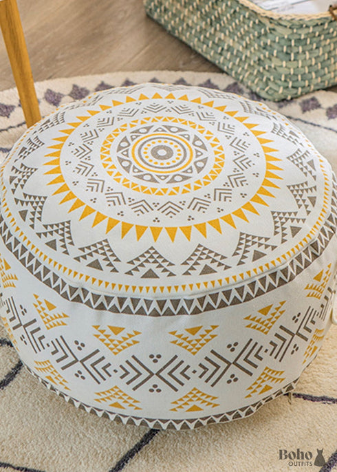 Puf de suelo bohemio