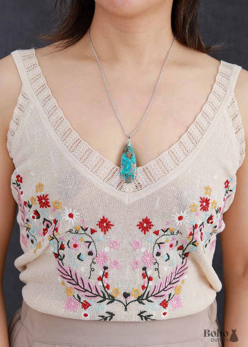 Collar bohemio con colgante de eclipse azul turquesa