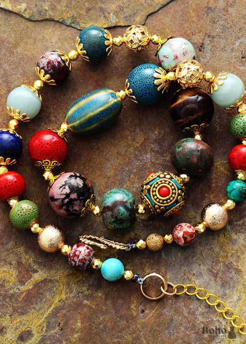 Collar bohemio, gargantilla, azul y dorado étnico elegante