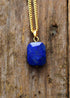 Collar bohemio con colgante cuadrado de lapislázuli azul profundo