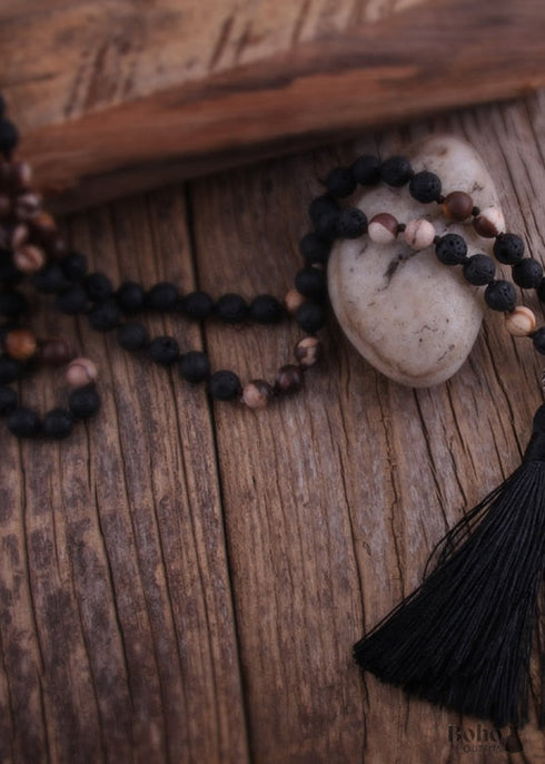 Collar bohemio con jaspe amazonita RH y bola de plata lariat con piedra natural verde y marrón.