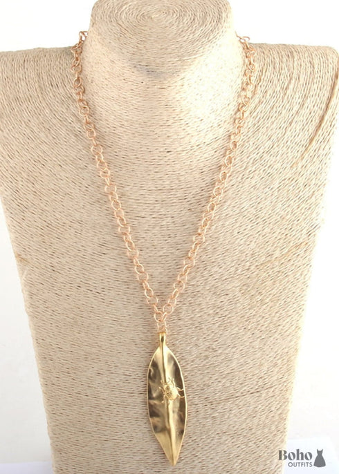 Collar bohemio con hoja de oro y cobre RH