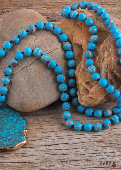 Collar bohemio, piedra natural turquesa RH en azul y verde