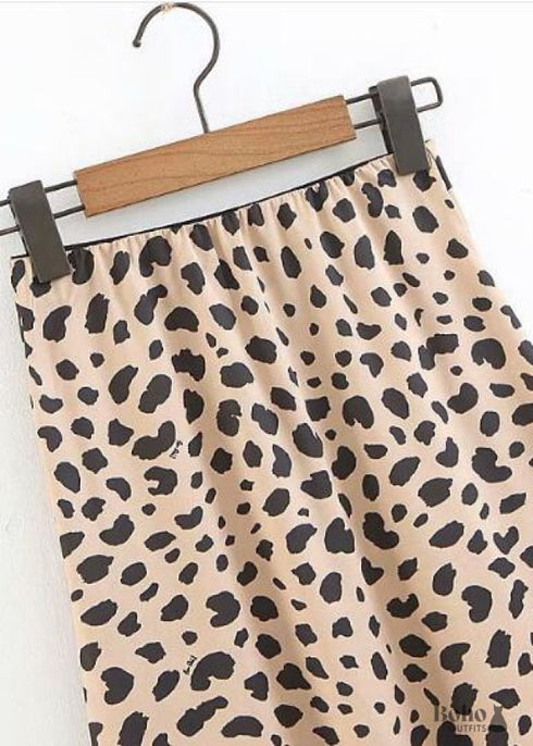 Boho Skirts in Retro Satin Skirt, Paw Black White For Women