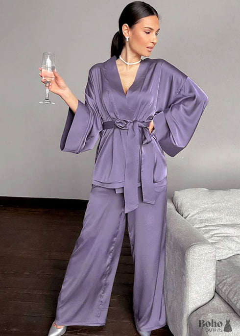 Pijama bohemio, conjunto de pijama de satén Clementine en rosa, champán y morado.