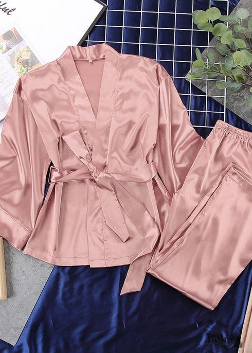 Pijama bohemio, conjunto de pijama de satén Clementine en rosa, champán y morado.