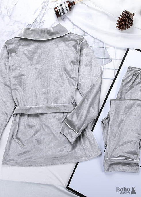 Pijama bohemio, conjunto de pijama de terciopelo Denise en gris y rosa.