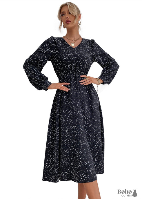 Vestido negro elegante de estilo campestre