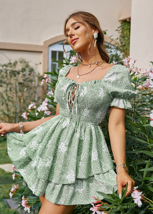 Vestido mini enterizo bohemio con estampado floral Maggie