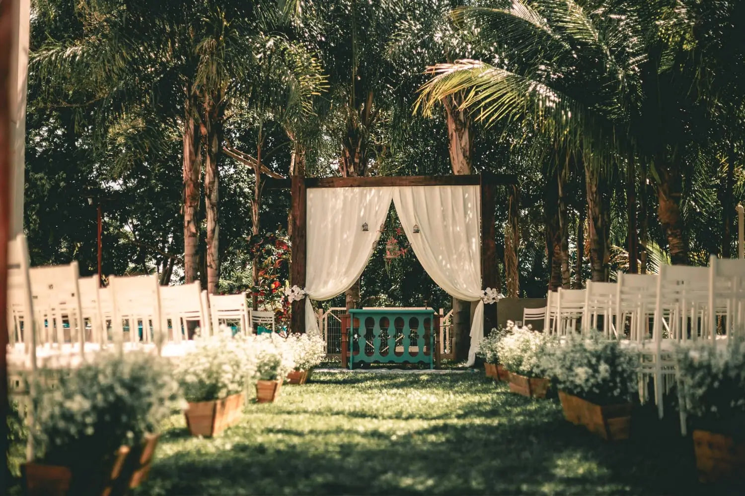 How to Plan a Boho Wedding location